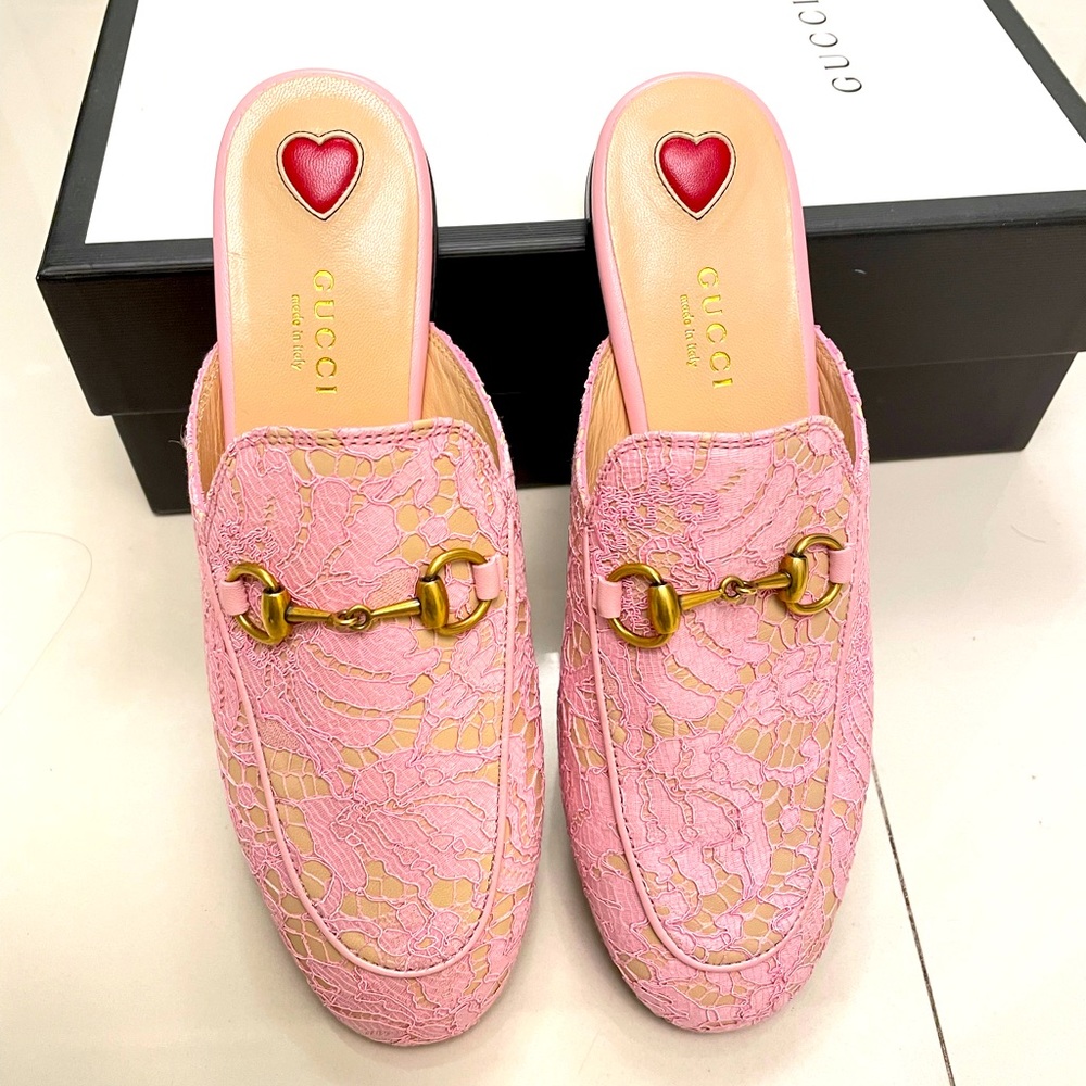 Beautiful Gucci loafers. Size 36. New